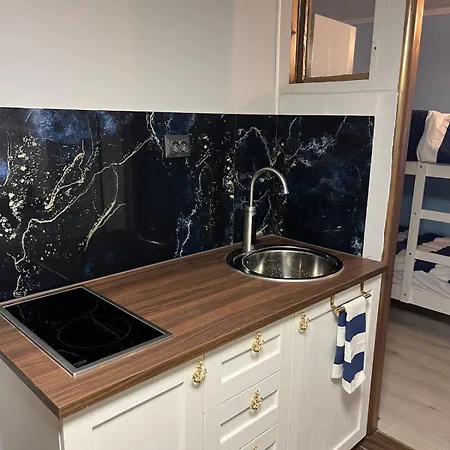 Apartament Captains Cove *